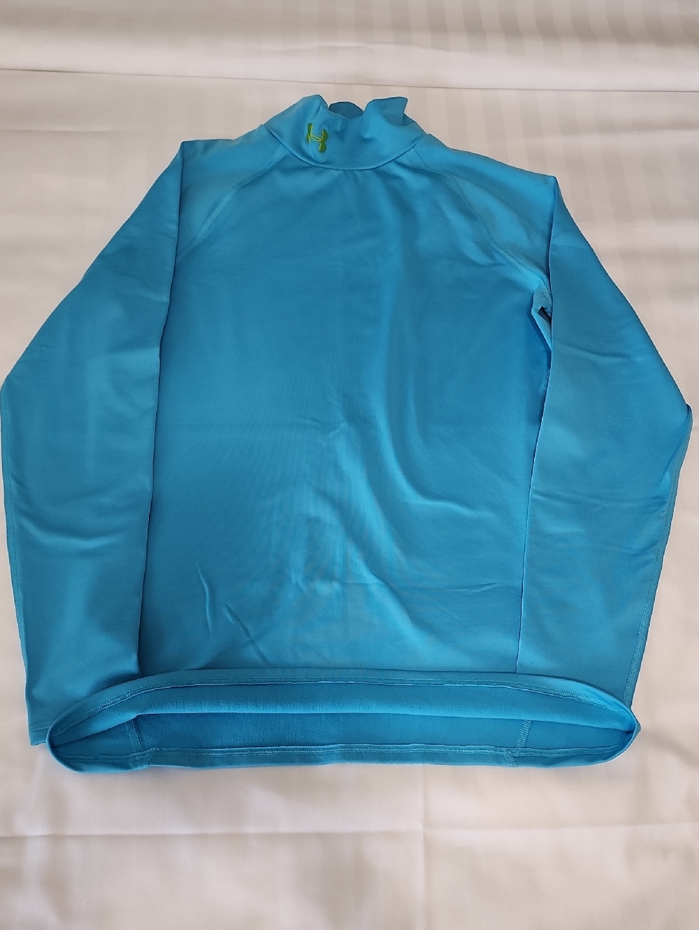 NWOT Under Armour Turquoise Mock-Neck Athletic Top